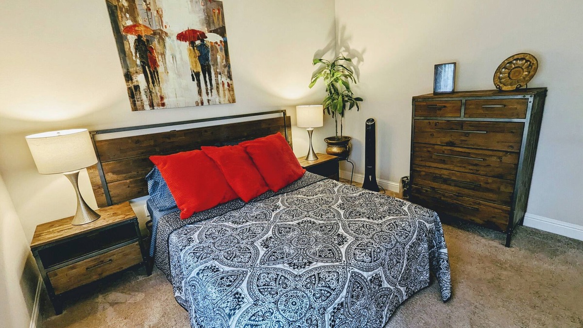 Clovis Apartment | Private apartment style suite. Close to National Parks.