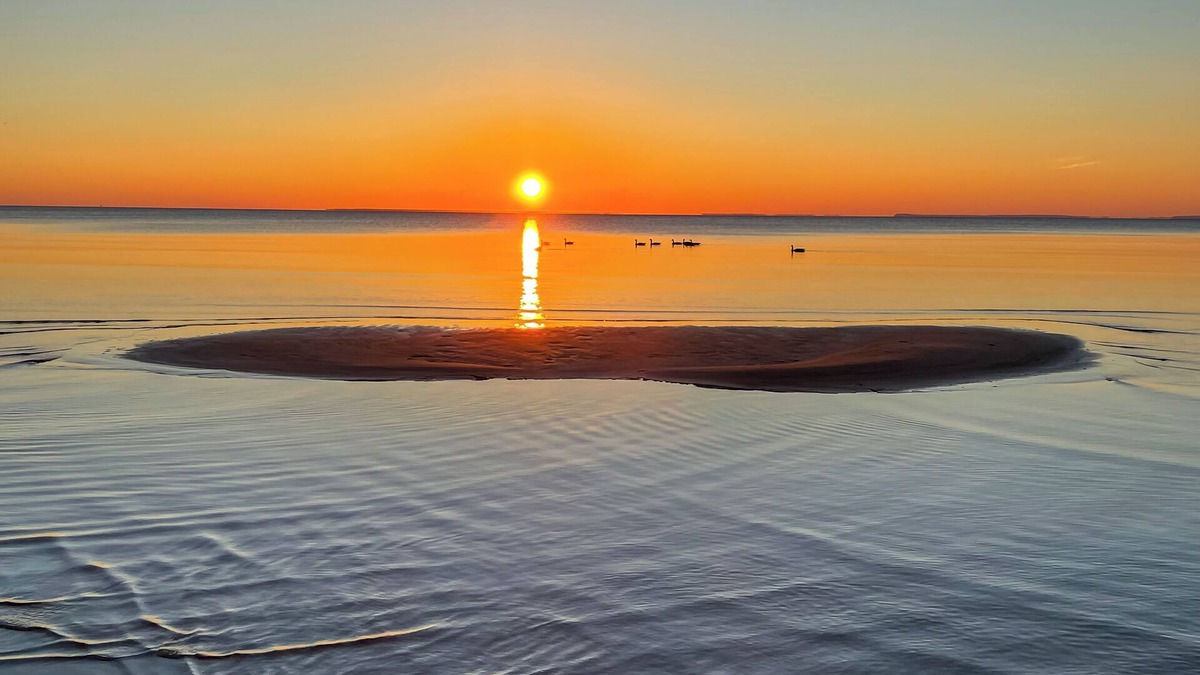 Menominee Cottage | Private Beach & Deck: Spacious Lake Michigan Home
