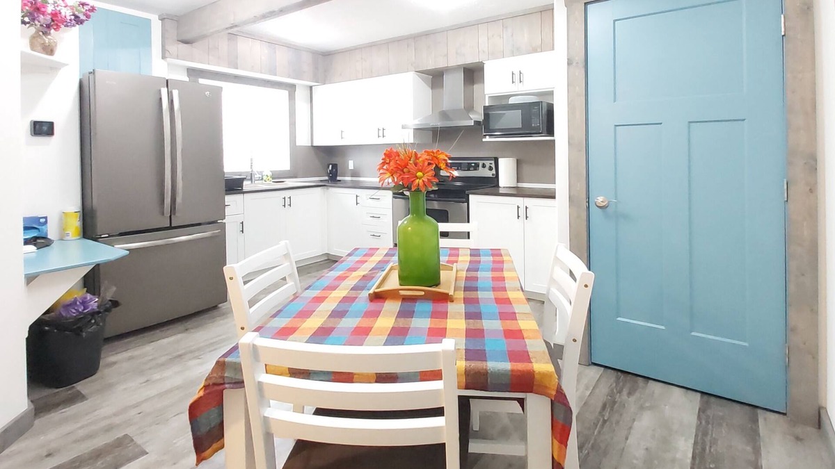 Grande Prairie House | ⚡️✨Private , Beautifully 2 Bed 1 Bath All Inclusive⚡️✨