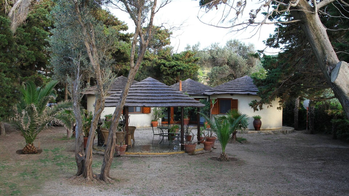 Marina di Caronia Villa | PRIVATE BOUTIQUE VILLA with private access to the sea
