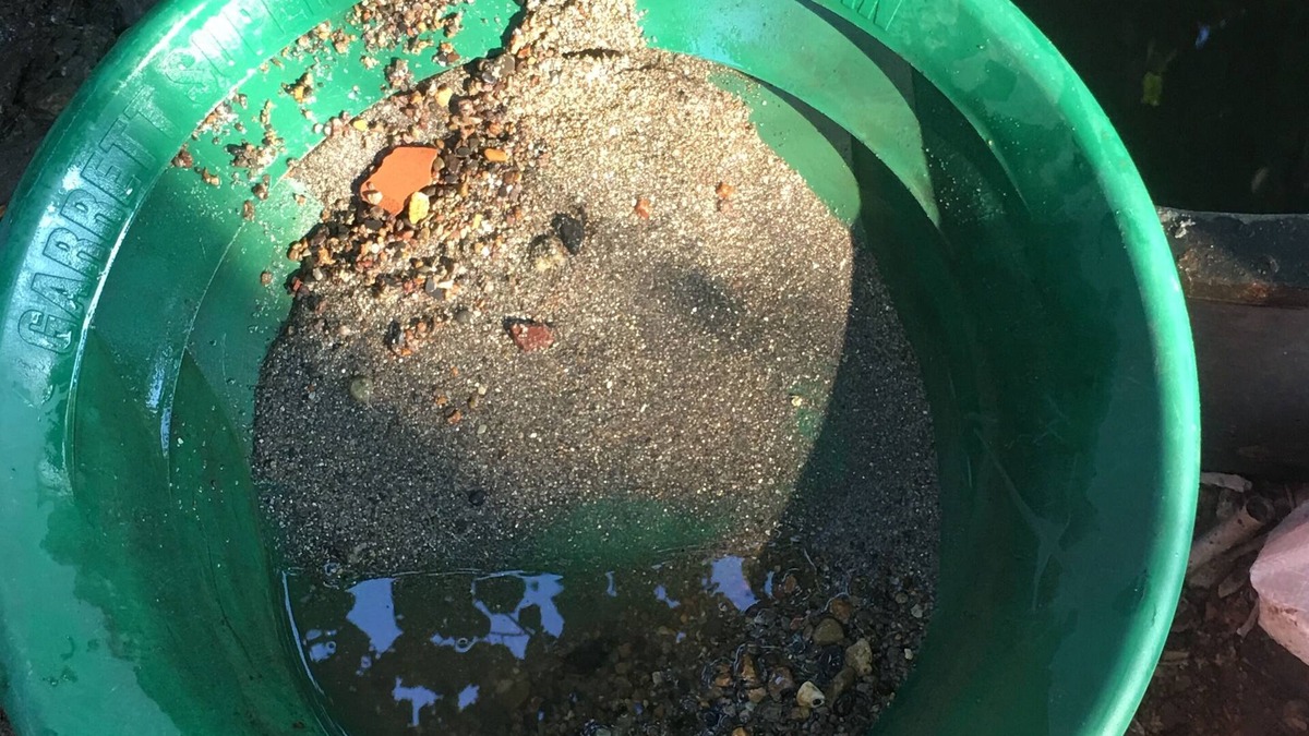 Groveland RV Rental | Private campsite with gold panning