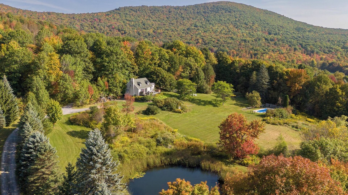 Roxbury House | Private Contemporary Cottage with heated pool, hot tub and wide mountain views.