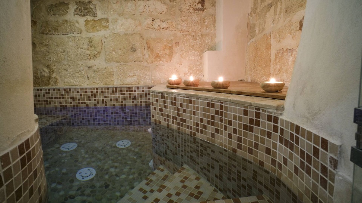 Centro Storico House | Private cottage with hot tub
