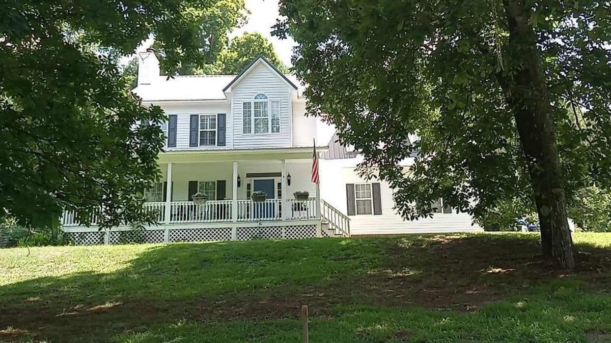 Ashville House | Private country bed and breakfast