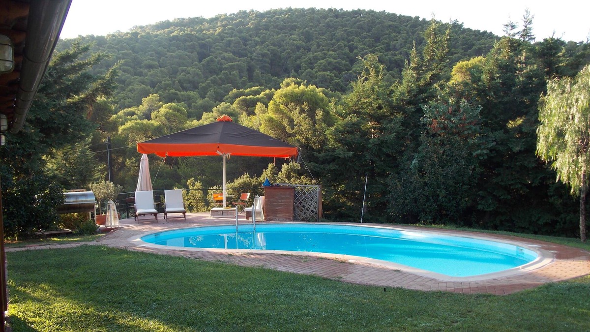 Ormos Agiou Ioannou House | Private countryhouse with pool near Athens airport