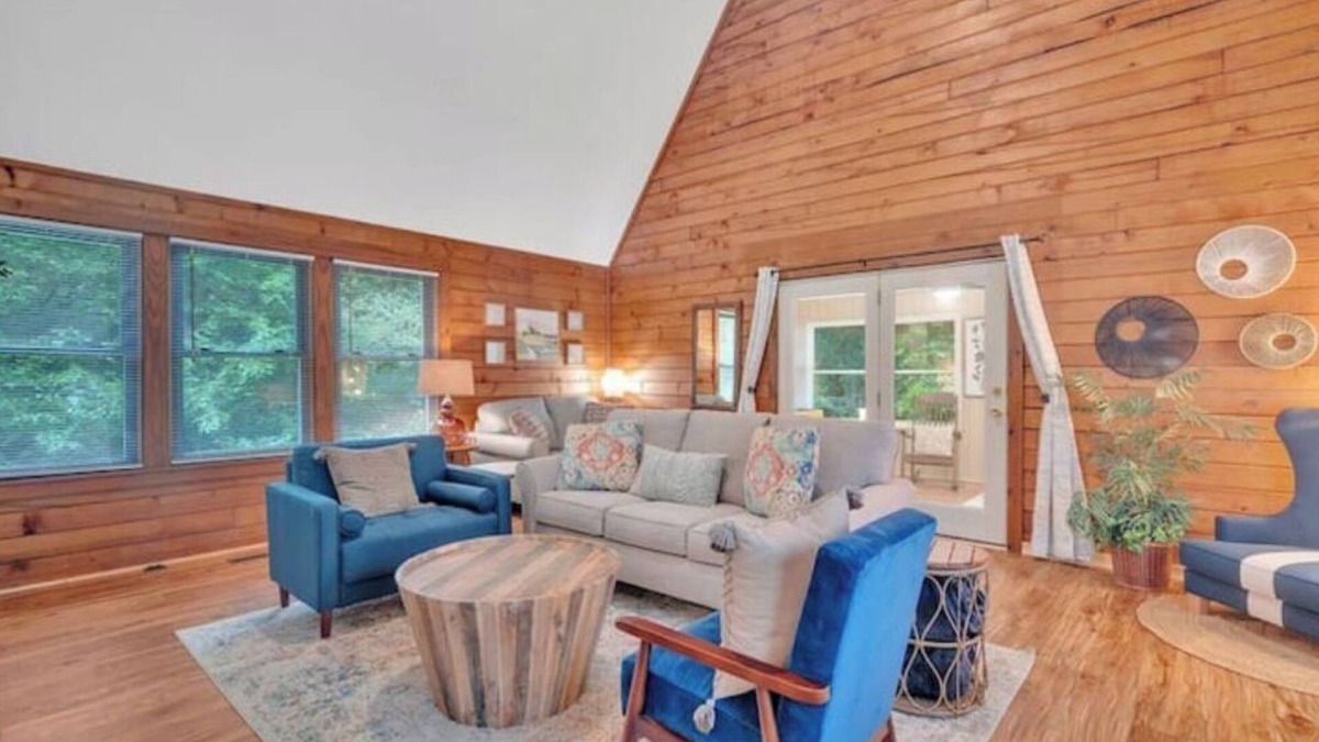 Hickory House | Private, Cozy A-Frame Cottage