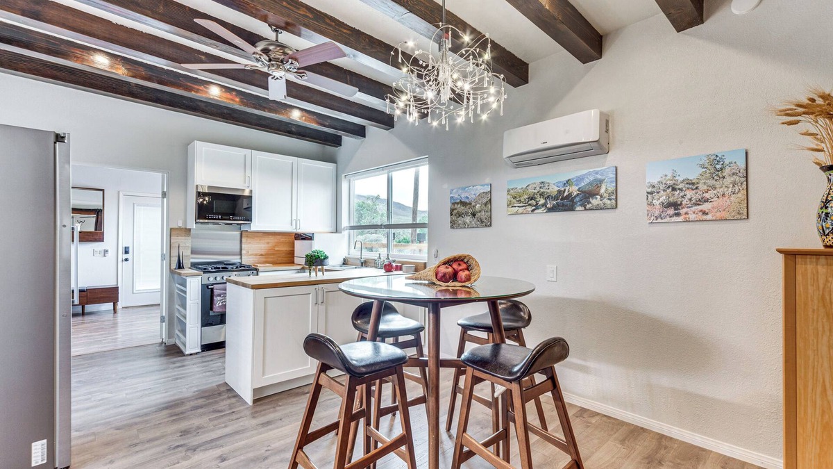 Pinyon Pines House | Private Deck + Views: Mountain Center Home!
