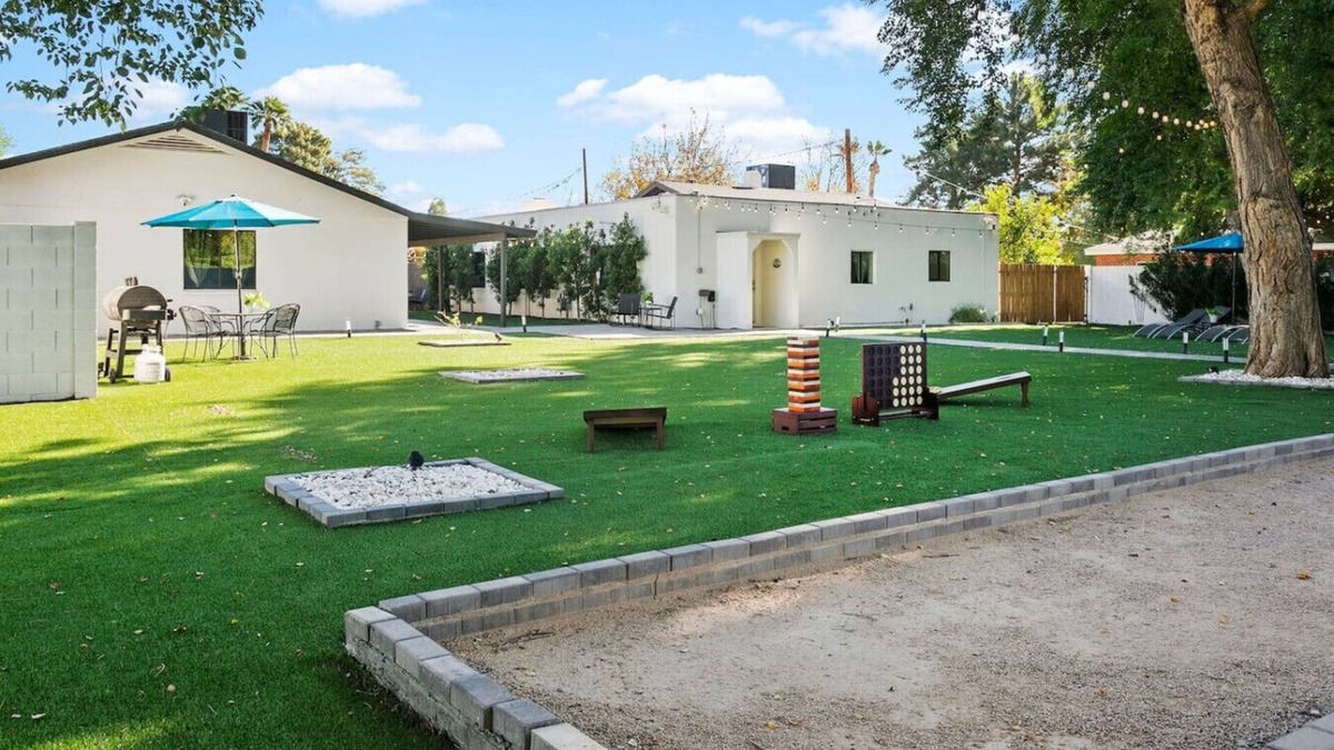 Camelback East House | Private Desert Haven Near Old Town: Pool BBQ Games
