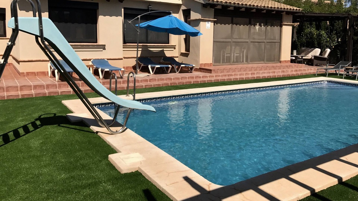 Hacienda del Alamo Villa | Private detached villa with own private pool