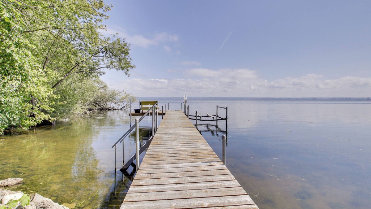 Fond du Lac House | Private Dock + Yard: Tranquil Lake Winnebago Home