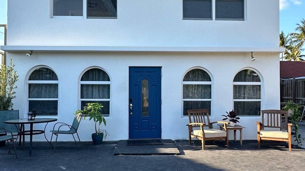 Allapattah House | Private Duplex Centrally Located Near MIA w/Shuttle service and on-site care for rent via Turo