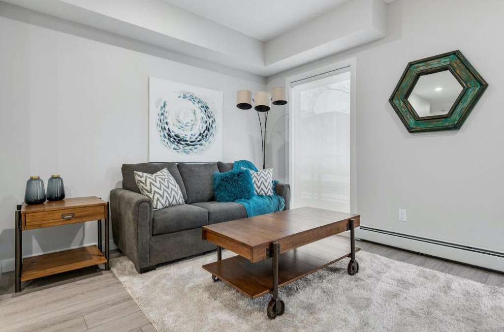Mission District Apartment | Private Entry by River with Smart TV and Mini Fireplace