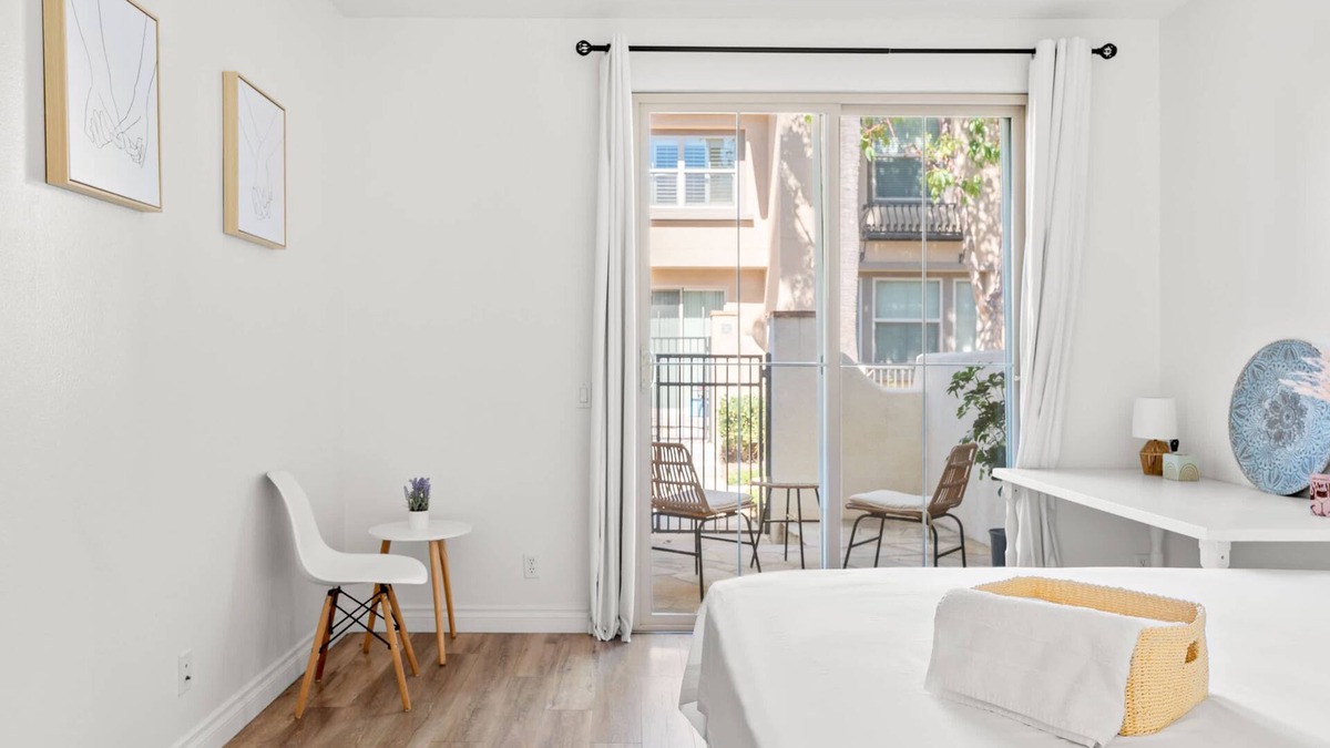 Irvine Industrial Complex-East Apartment | Private Entry Suite w Patio Bath Kitchenette