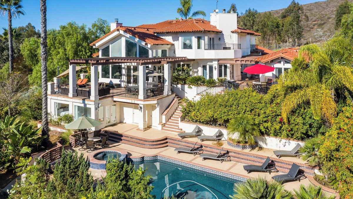 Escondido House | Private Estate w/Pool, Hot Tub & Tennis Court Near Encinitas | The Ranch