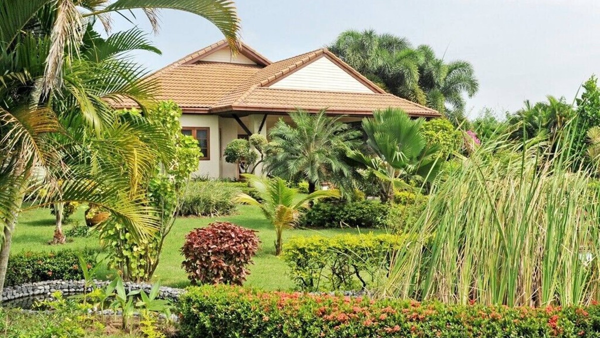 Wang Pong Villa | Private, exclusive houses in private residential areas