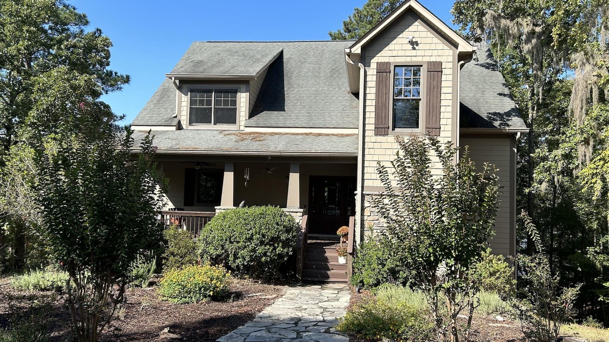 Camden House | Private executive lakefront retreat