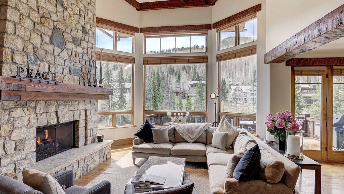 Gore Creek Place House | Private Gore Creek Townhome by RedAwning - Save 20% on 7+ Nights!