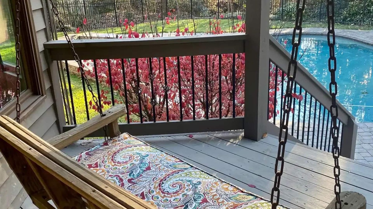Matthews House | Private Guest Suite