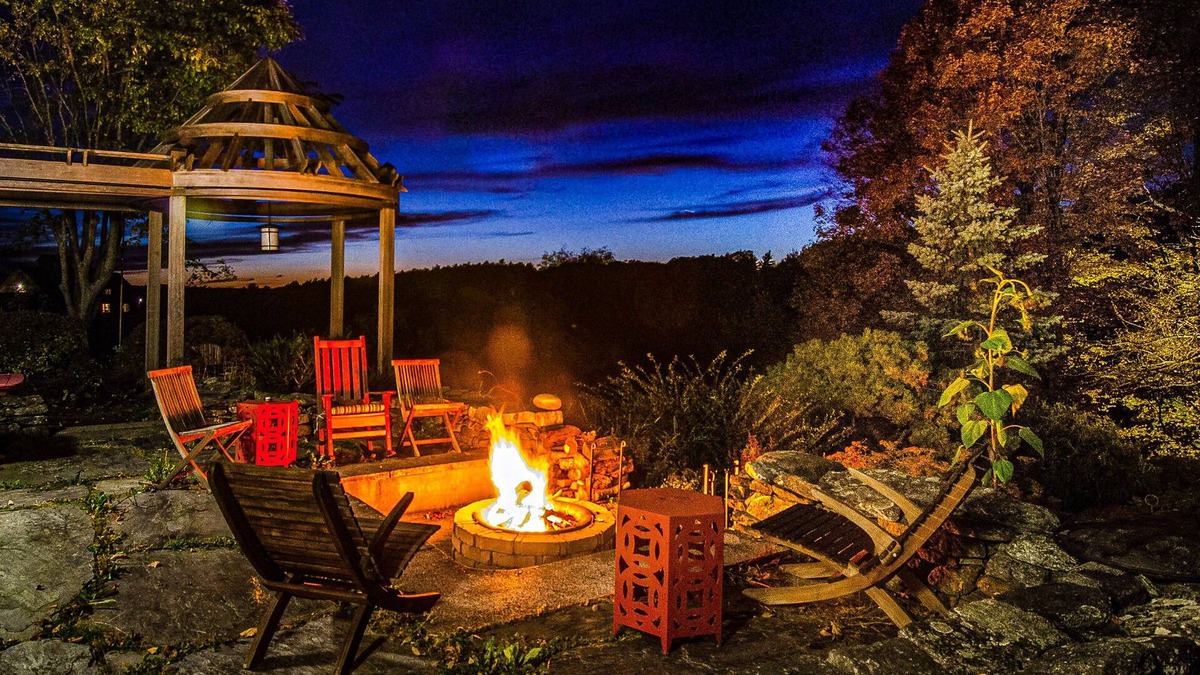 Plainfield House | Private Guesthouse Getaway at Blue Forest Farm - 360+ acres