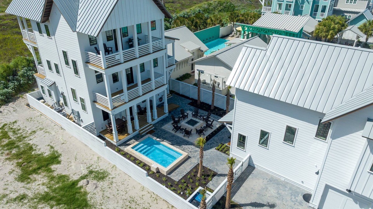 Port Aransas House | Private Heated Pool, Fire Pit, Boardwalk to the Beach