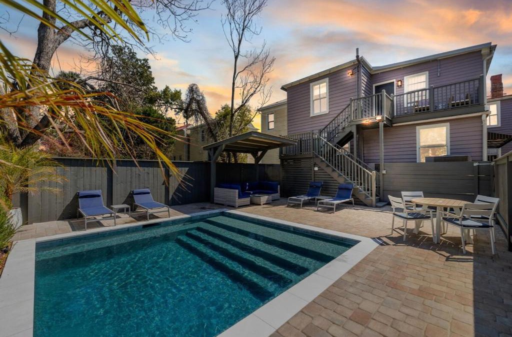 Cannonborough Elliotborough Apartment | Private HEATED Pool Oasis 4 Bedroom Suite