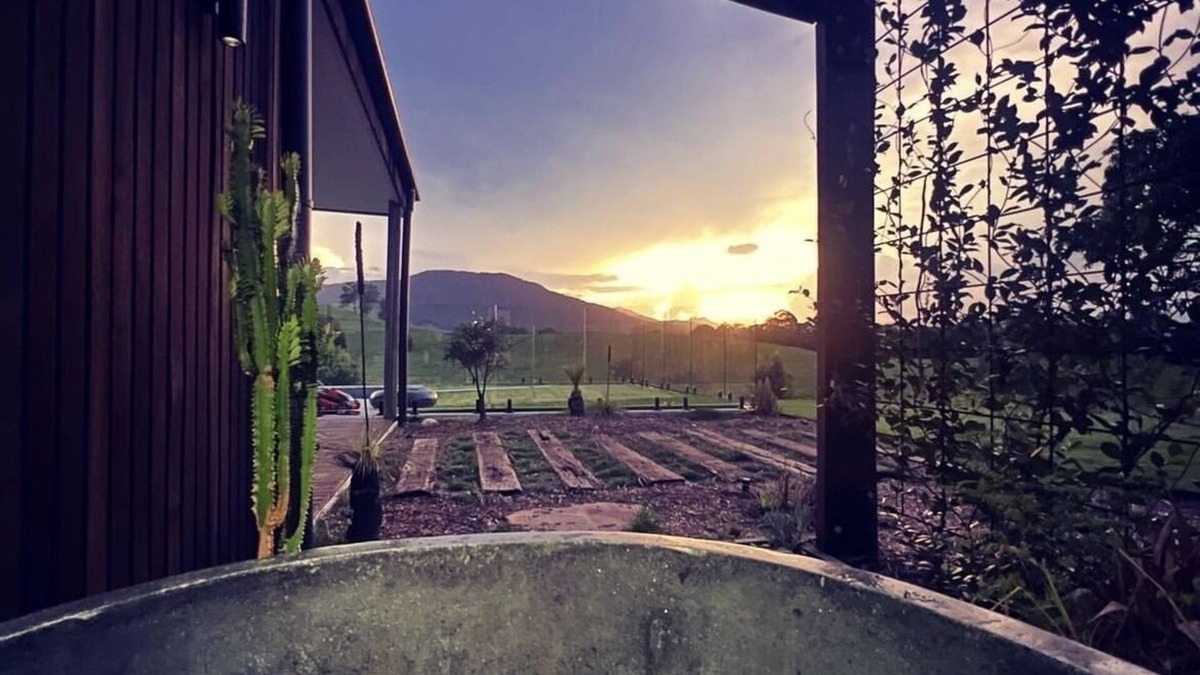 Fernvale House | Private Hidden Valley - HotSpa/Resort Pool