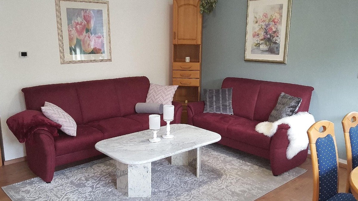 Nordenham Apartment | Private holiday flat in Nordenham with large garden