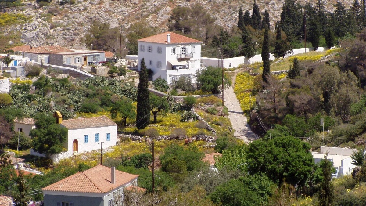 idhra House | Private holiday home - total relaxation in car-free island in