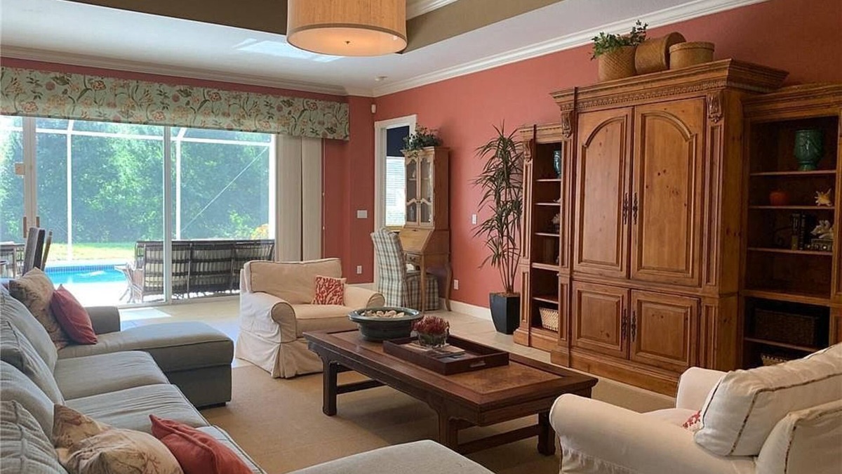 North Naples House | Private home heated pool and spa in a quiet gated community Vanderbilt Beach.