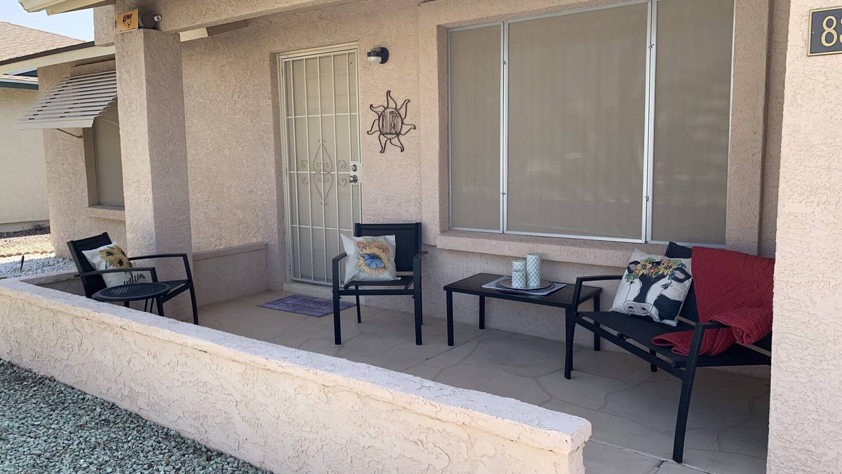 East Mesa House | PRIVATE HOME IN 55+ GATED GOLF COURSE COMMUNITY - Golf Cart Included with rental