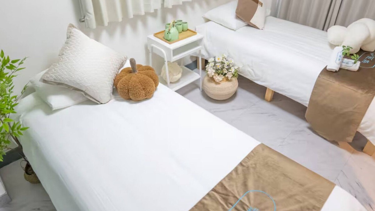 Toshima Villa | Private home in Ikebukuro. 5 - min to Ikebukuro, 2 - min to Sunshine City,