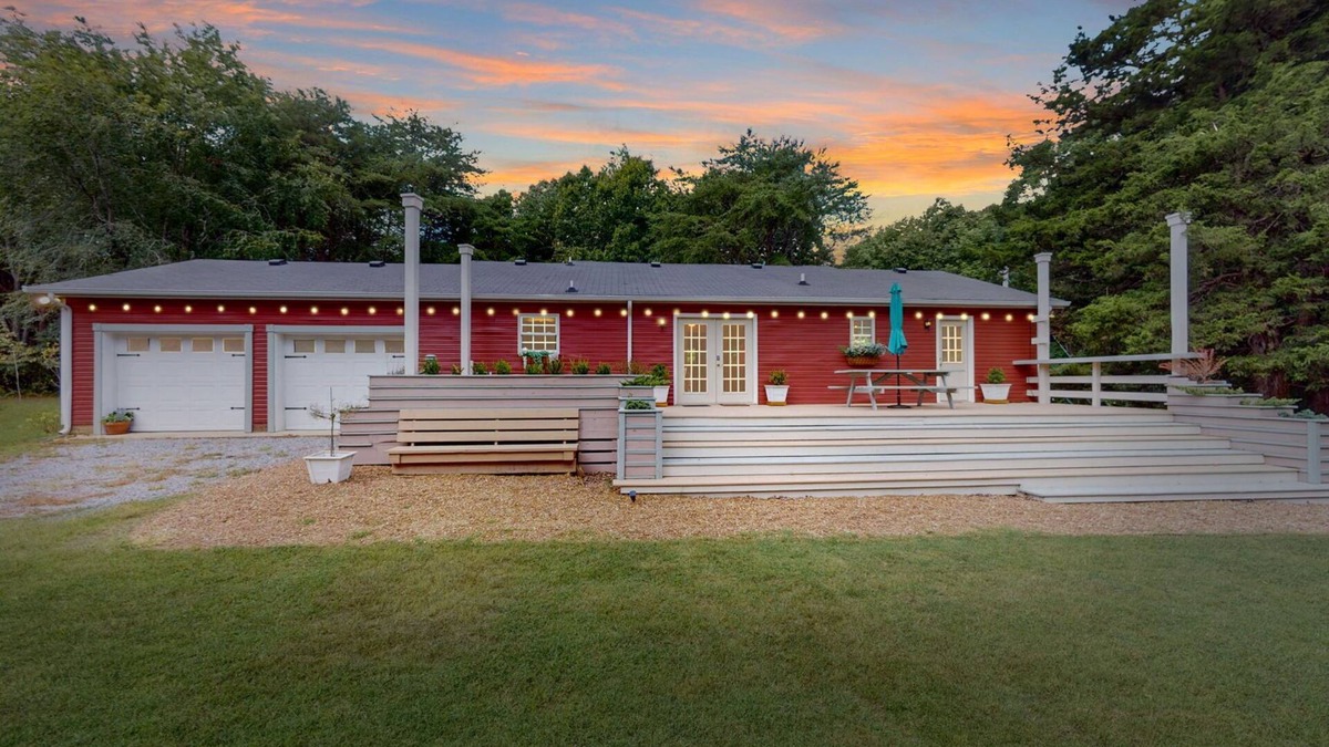 Ashland City House | Private home in the woods 25 min to Nashville!