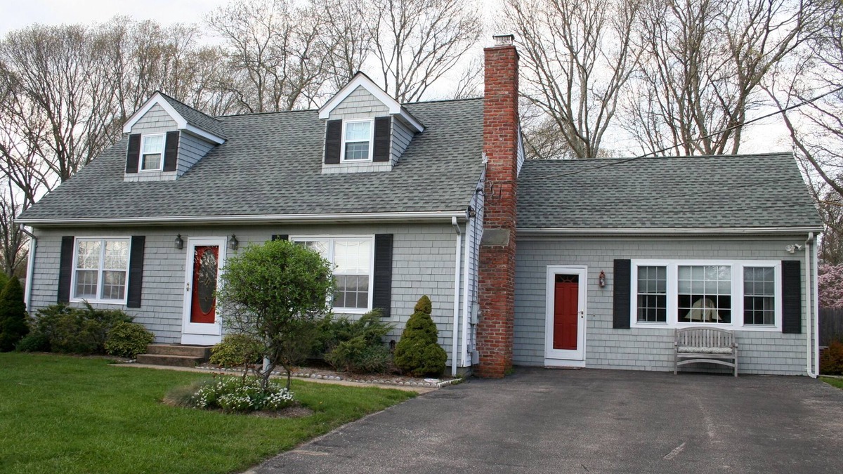Saunderstown House | PRIVATE HOME NEAR BEACH LOCATED IN NARRAGANSETT, RI