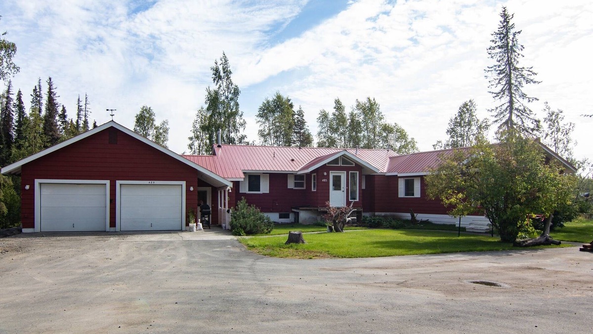 Soldotna House | Private Home on the Kenai River at Gull's Landing