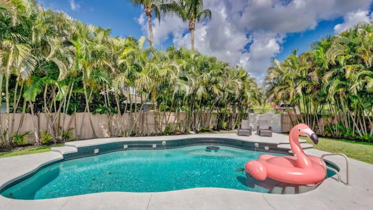 Royal Palm Beach House | Private Home with Oasis Backyard w/Pool, BBQ, King Beds