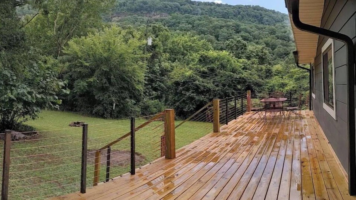 Chattanooga House | Private Home & Yard ~ Hiking, Creek & River Nearby!