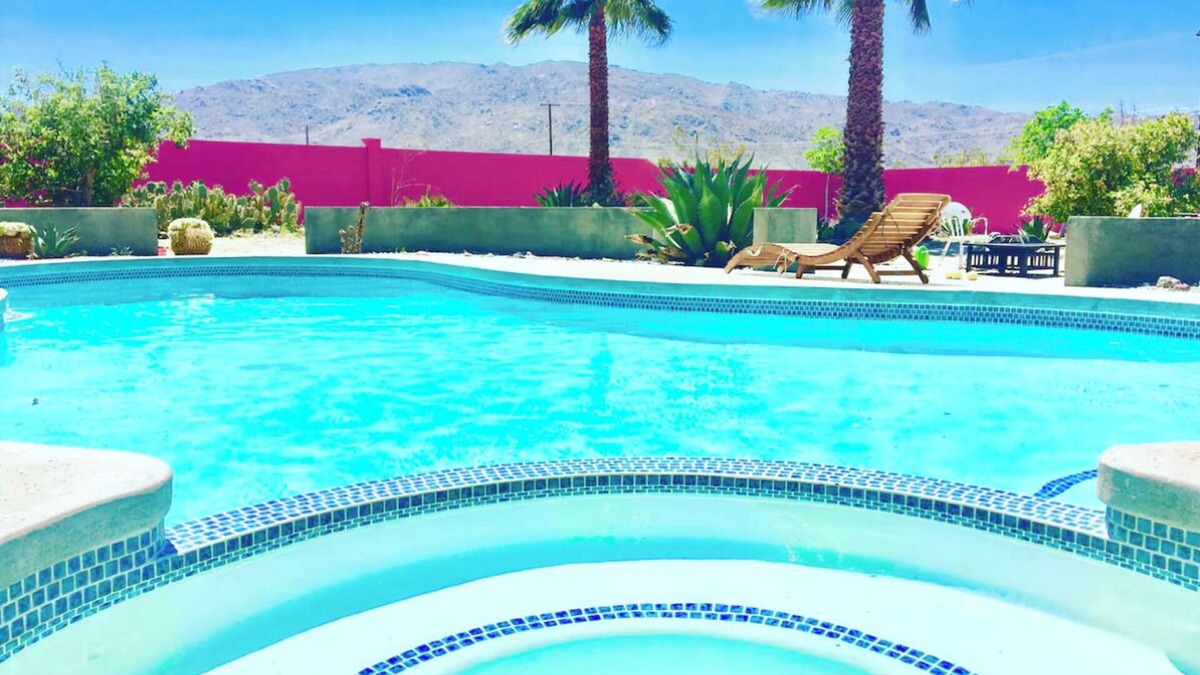 Twentynine Palms House | Private Hot Tub & Pool/Resort