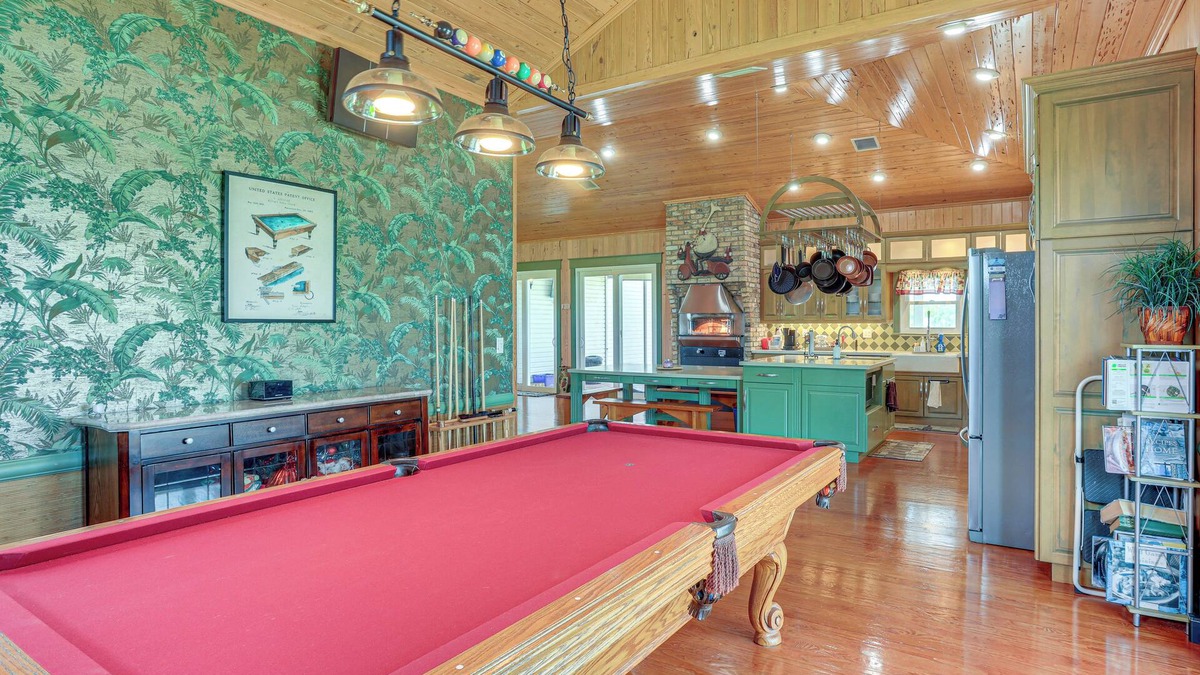 Okeechobee House | Private Hot Tub! Home < 1 Mi to Lake Okeechobee