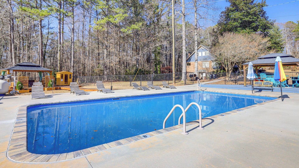 Graham House | Private Hot Tub & Sauna: Georgia Nature Retreat!