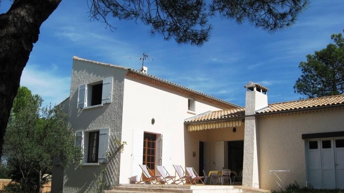 Rochegude House | Private house and swimming pool, on the heights of a Provencal village