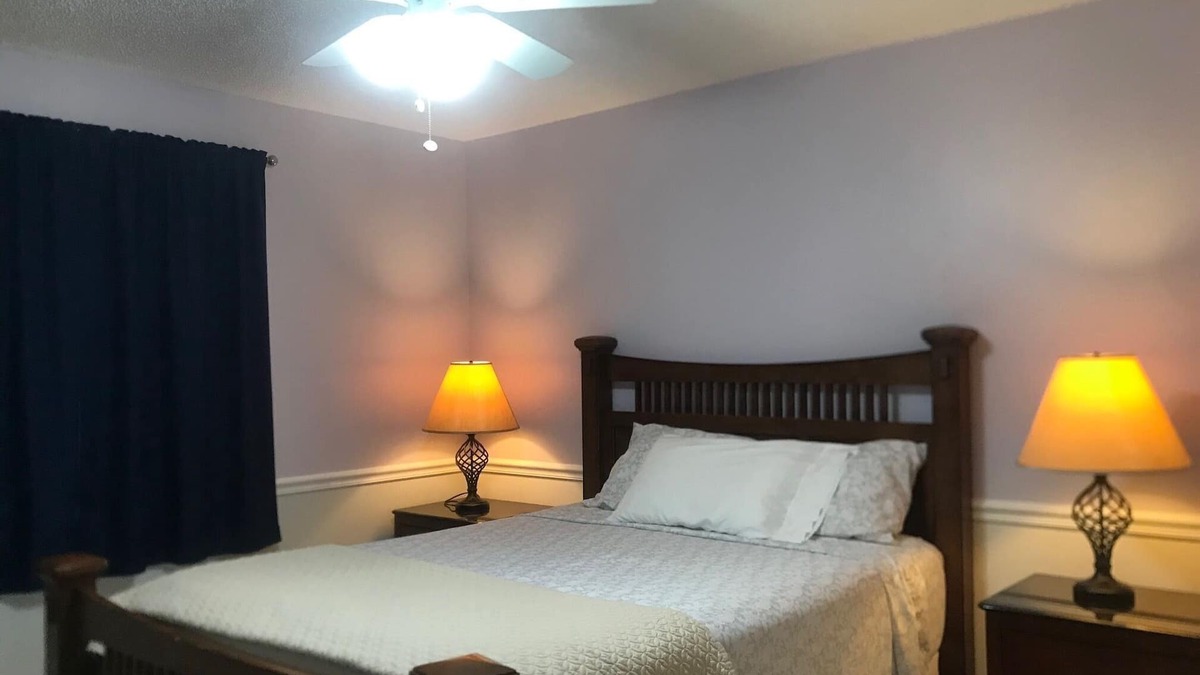 Hunt Club House | Private house in West Palm Beach, Fl. Cozy 3 Bedroom with plenty of yard space.