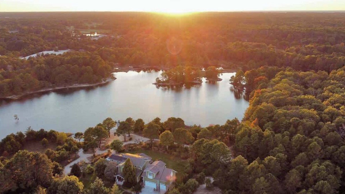 Cape May Court House Apartment | Private Lake and Hiking - The Loft at Haven