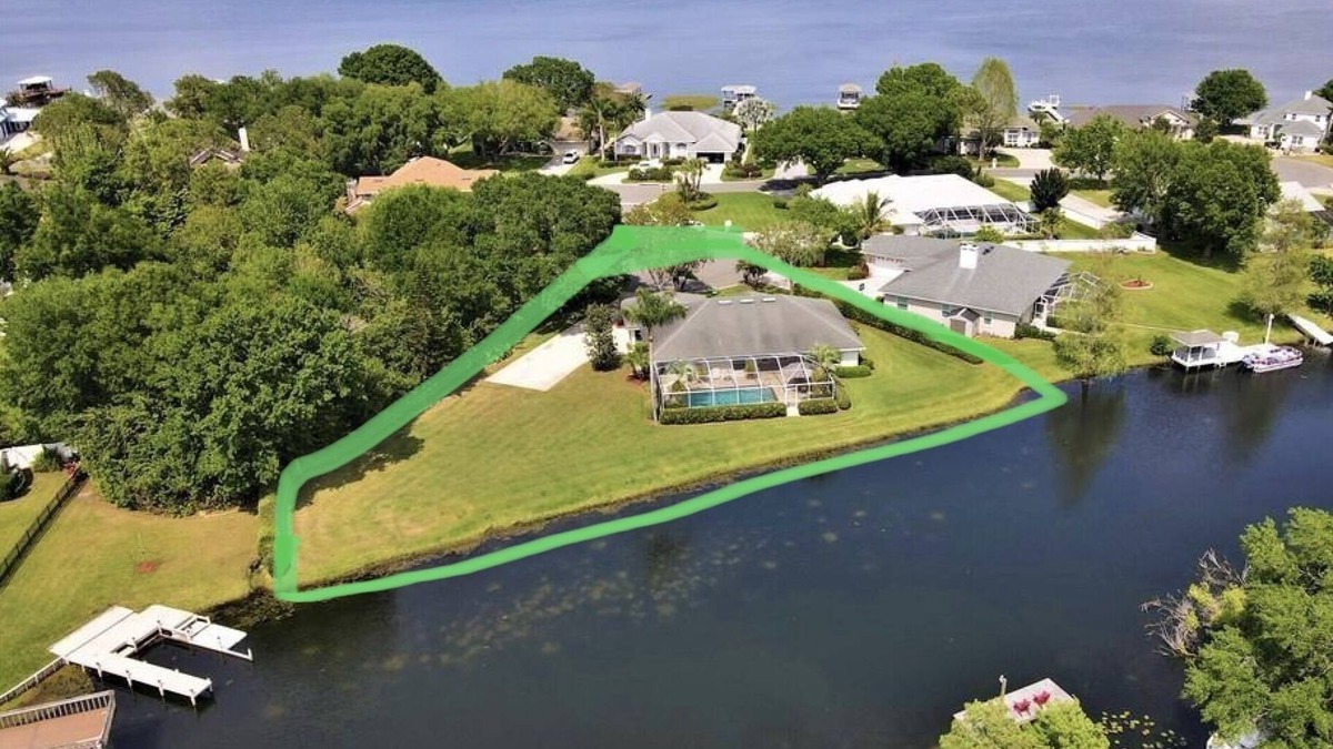 Auburndale House | private Lake house by the canal of lake Arietta