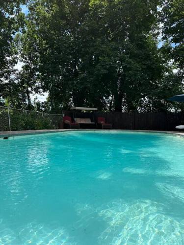 Newton Villa | Private, large villa with heated pool for the summer