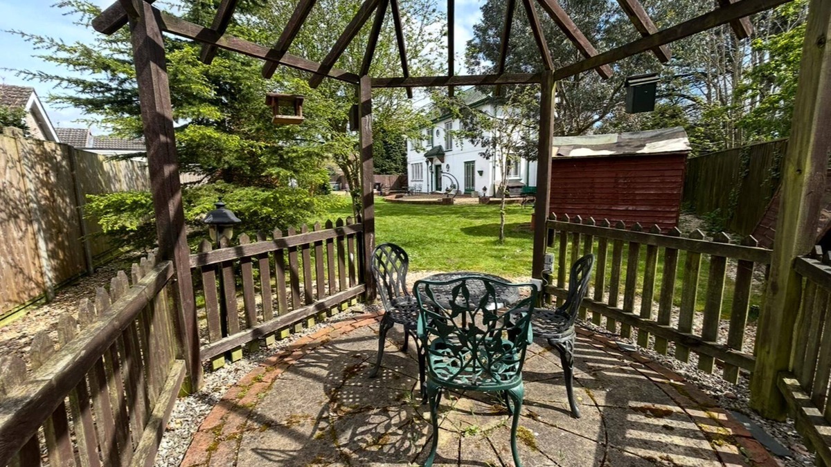 North Hykeham House | Private Lincoln Retreat - 4 Bedroom House