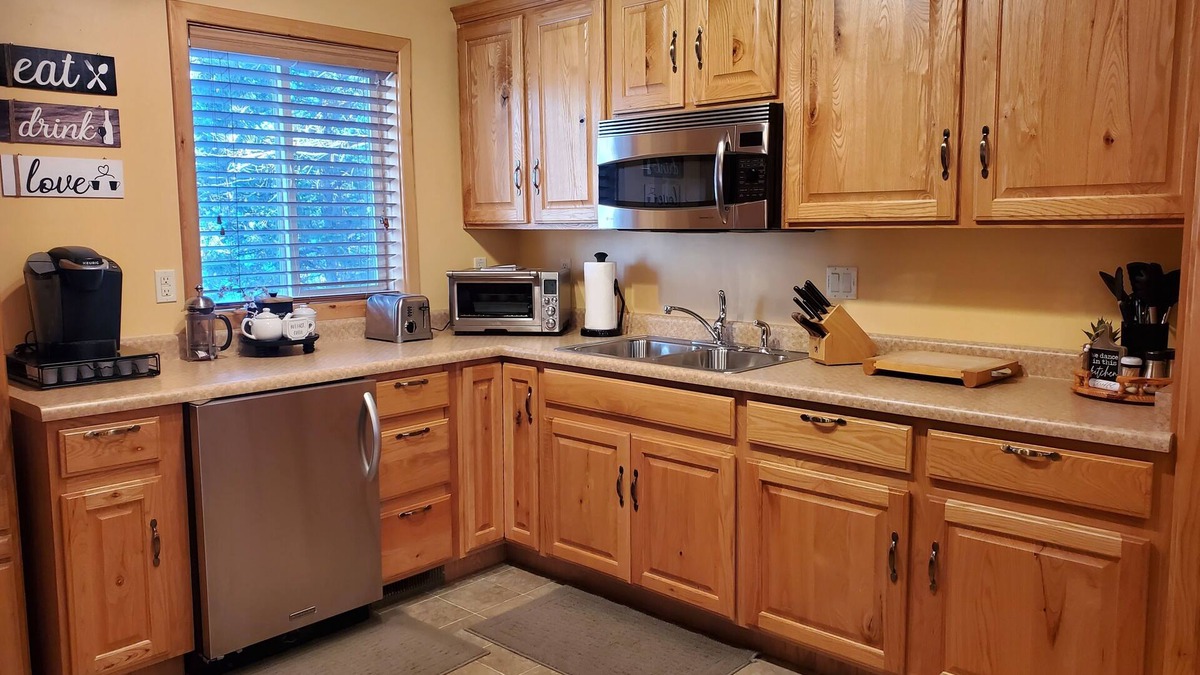 Long Valley Junction Apartment | Private Loft located between Bryce and Zion National Parks