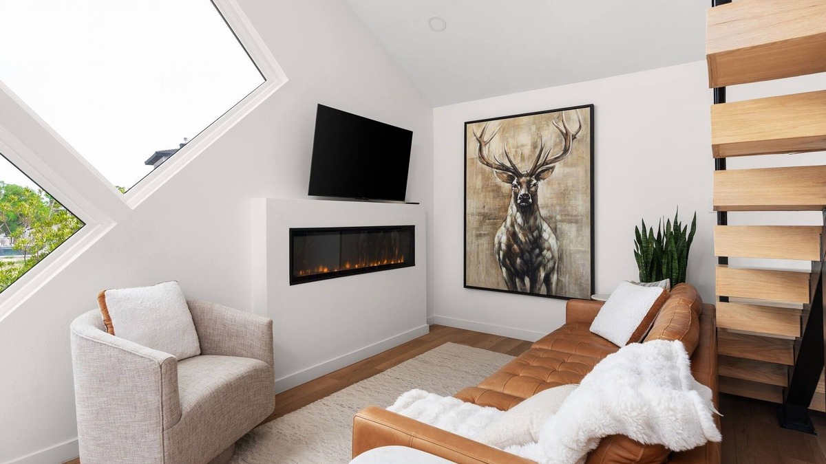 Brushy Creek Apartment | Private Loft Retreat | Hot Tub, Pool & Nature