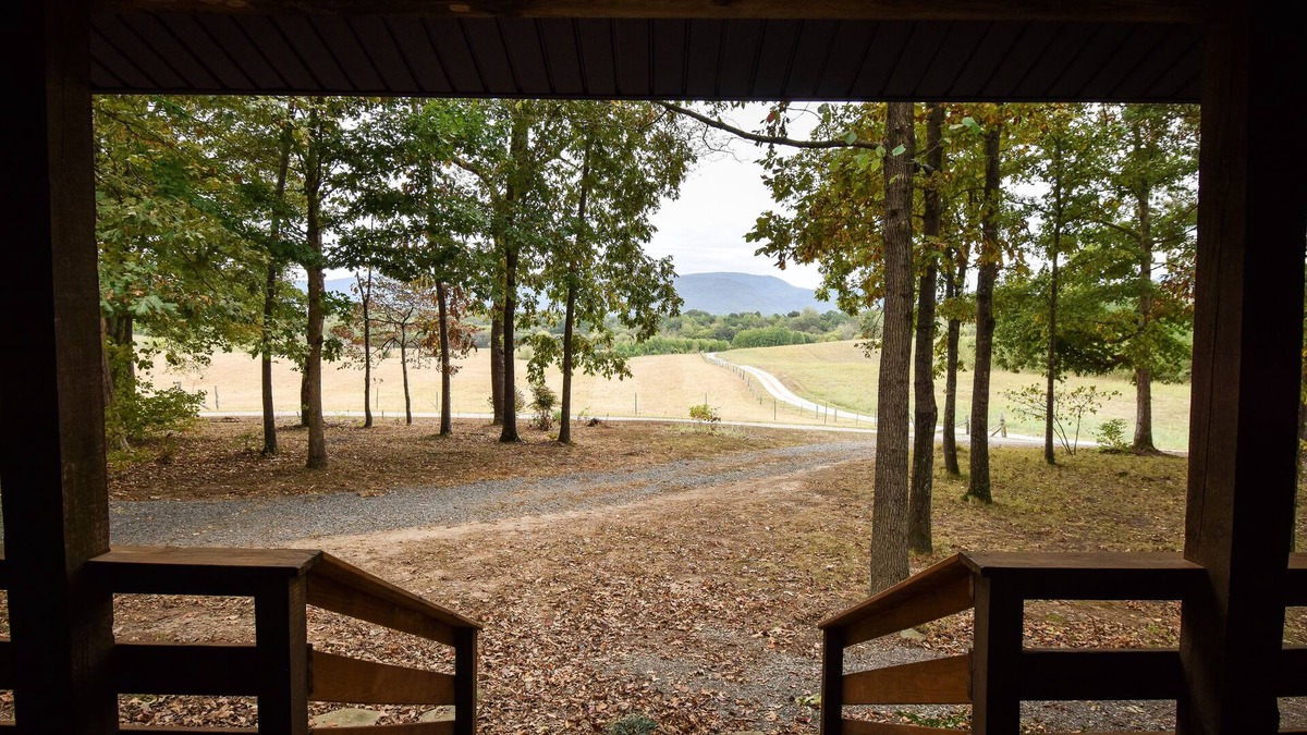Etowah Cabin | Private Log Cabin at Windswept Farm