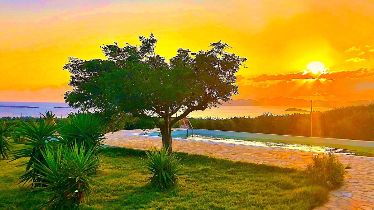 Paros Villa | Private Luxury Villa with private pool & spa 10p.