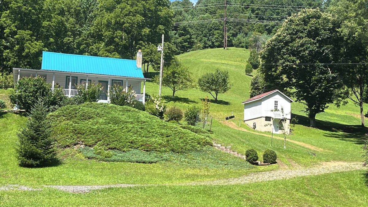 Green Mountain Cottage | Private mountain cottage on 50 pristine acres in the Blue Ridge Mountains